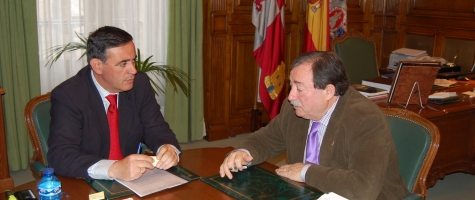 REUNIÓN DEL PTE DE LA DIPUTACIÓN Y EL AYTO DE TARDELCUENDE