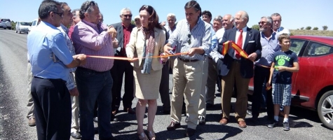 INAUGURACIÓN ASFALTADO CARRETERA CARACENA-VALDERROMAN
