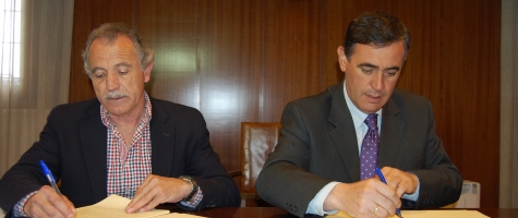 FIRMA CONVENIO ENTRE EL AYUNTAMIENTO DE ALMAZÁN Y LA DIPUTACIÓN DE SORIA