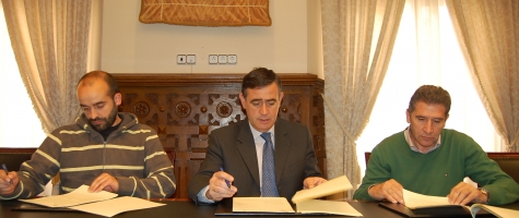 AYUNTAMIENTOS DE ABEJAR Y ALCONABA FIRMA CONVENIO CON EL PTE DE LA DIPUTACIÓN