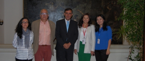 ANTONIO PARDO Y MODESTO FERNANDEZ CON REPRESENTANTES MEDIA LUNA ROJA KIRGUISTAN