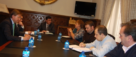 REUNIÓN DEL PTE DE LA DIPUTACIÓN CON LOS PTES DE LOS CUATRO GRUPOS DE ACCIÓN LOCAL