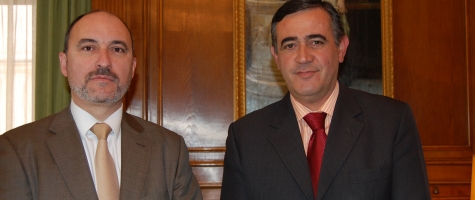 EL PTE DE LA DIPUTACIÓN, ANTONIO PARDO, CON EL GERENTE DE HUF ESPAÑA, JOSÉ  VICENTE FORNER