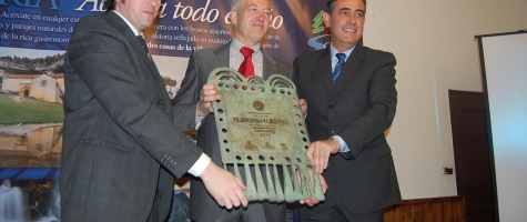 ENTREGA V PREMIO PROVINCIAL DE TURISMO AL AYUNTAMIENTO DE YANGUAS