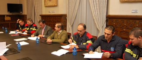 FIRMA CONVENIOS ASOCIACIONES BOMBEROS VOLUNTARIOS CON DIPUTACIÓN