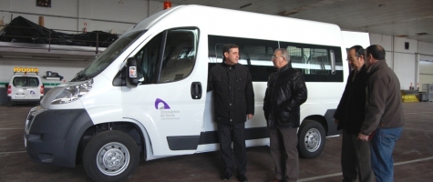 NUEVA FURGONETADE LA DIPUTACIÓN DESTINADA A MANTENIMIENTO VIAS PROVINCIALES