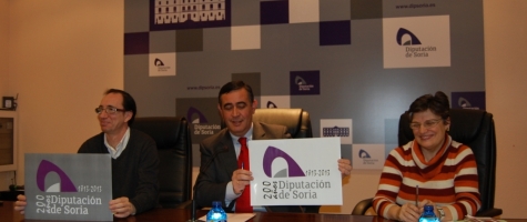 EL PTE DE LA DIPUTACIÓN, ANTONIO PARDO, Y EL PTE DE LA COMISIÓN DE CULTURA, GUSTAVO MARTÍNEZ, EN EL ACTO DE PRESENTACIÓN DEL PROGRAMA DE ACTIVIDADES BICENTENARIO DIPUTACIÓN