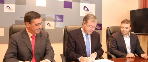 ANTONIO PARDO PTE DIPUTACIÓN, ANTONIO SILVÁN CONSEJERO MEDIO AMBIENTE JCYL  Y MIGUEL BONILLA ALCALDE MOLINOS DE DUERO