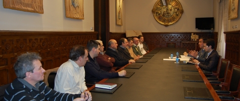 REUNIÓN DE LA DIPUTACIÓN CON LOS AYTOS POR LOS QUE TRANSCURRE LA LÍNEA SANTANDER-MEDITERRÁNEO