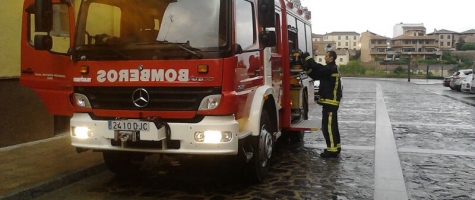 INTERVENCIÓN BOMBEROS ÁGREDA EN TORMENTA SÁBADO POR LA TARDE