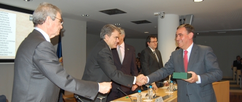 EL PTE DEL PATRONATO DE LA UNED Y DE LA DIPUTACIÓN DE SORIA EN EL ACTO DEL 40 ANIVERSARIO UNED NACIONAL