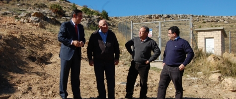 VISITA DEL PRESIDENTE DE LA DIPUTACIÓN A LAS OBRAS DEL PLAN PROVINCIAL EN DÉVANOS