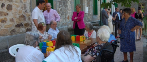 VISITA DEL PRESIDENTE DE LA DIPUTACIÓN A LA RESIDENCIA DE LA TERCERA EDAD DE EL ROYO
