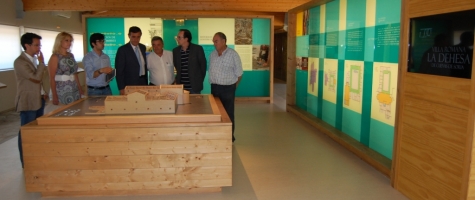 VISITA DEL PTE DE LA DIPUTACIÓN AL MUSEO DE LAS VILLAS ROMANAS DE CUEVAS DE SORIA