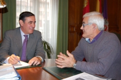 EL PTE. DE LA DIPUTACIÓN Y EL ALCALDE DE VIANA DE DUERO