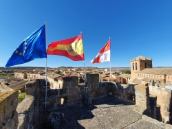 Castillo de Monteagudo de los Vicarías que albewrga un museo municipal