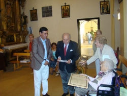 ANTONIO PARDO EN EL HOMENAJE A LA CENTEANARIA ARACELI  GONZÁLEZ EN EL BURGO DE OSMA