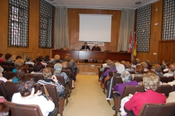 EL PTE DE LA DIPUTACIÓN HA OFRECIDO UNA CHARLA A LA ASOC. AMAS DE CASA