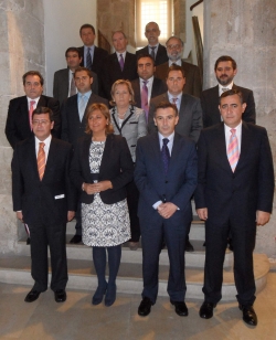 EL PTE DE LA DIPUTACIÓN JUNTO A LOS ASISTENTES AL CONSEJO DEL CONSORCIO CAMINO DEL CID CELEBRADO EN TERUEL