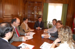 REUNIÓN ENTRE LA DIPUTACIÓN Y LOS REPRESENTANTES DE LA CÁMARA DE COMERCIO DE SORIA
