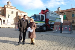EL PTE, DE LA DIPUTACIÓN, ANTONIO PARDO, Y LA ALCALDESA DE EL ROYO, Mª DOLORES AMEZÚA