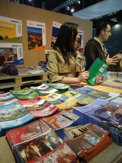 ESPACIO DEL PATRONATO DE TURISMO EN EL STAN DE LA JCYL EN EL SALÓN DEL TURISMO DE BARCELONA