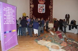 UNA MUESTRA DE LA COLECCIÓN DE MÁS DE 150 TRAJES CEDIDOS A LA DIPUTACION