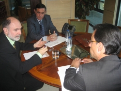 EL PRESIDENTE DE LA DIPUTACIÓN, ANTONO PARDO, EN LA REUNIÓN CON EL DIRECT. GRAL. DEL MEDIO RURAL DEL MMARM Y EL PTE. DE LA DIPUTACIÓN DE ZAMORA