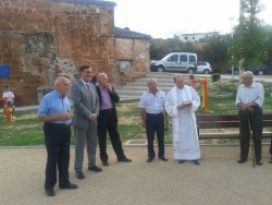 EL PTE DE LA DIPUTACIÓN INAUGURANDO EL PARQUE DE SAN ISIDRO EN CUEVAS DE AYLLÓN