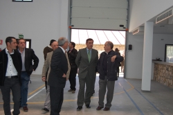 EL PTE DE LA DIPUTACION VISITANDO LAS INSTALACIONES DEL NUEVO EDIFICIO EN RADONA