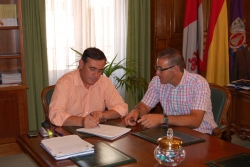REUNIÓN ANTONIO PARDO Y ALCALDE MURIEL DE LA FUENTE