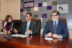 PILAR SÁNCHEZ, ANTONIO PARDO Y SANTIAGO APARICIO EN RUEDA DE PRENSA