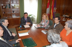 REUNIÓN ENTRE LA DIPUTACIÓN Y LA DIRECTIVA DE LA CASA DE SORIA EN MADRID