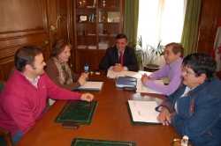EL PTE DE LA DIPUTACION REUNIDO CON LOS REPRESENTANTES DE LOS GRUPOS DE ACCIÓN LOCAL