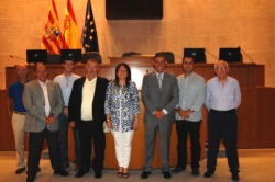 EL PTE DE LA DIPUTACIÓN CON LA VICEPTA DE LAS CORTES Y MIEMBROS CENTRO SORIANO EN ZARAGOZA