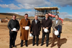 VISITA A LAS OBRAS DE CONSTRUCCIÓN DE RESINAS NATURALES EN ALMAZÁN
